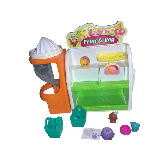 Moose Shopkins Fruit and Veg Stand with Figures Custom Set - Picture 2 of 9